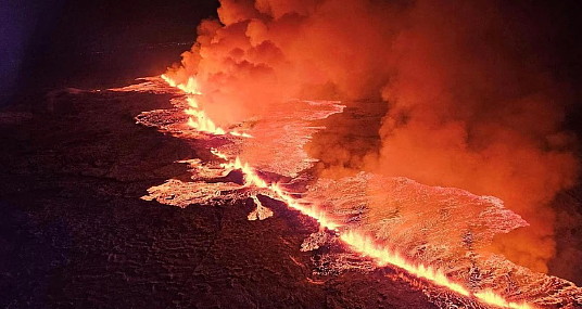 photo par Reuters - protection civile d'Islande