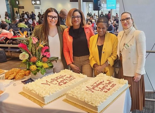 Audrey Tanguay Beaudette d'Air Canada, Bénédicte di Géronimo, Muriel Wiltord et Karine Roy-Camille du Comité Martiniquais du Tourisme.