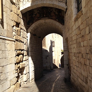 Les murs romains font partie du charme de Gérone