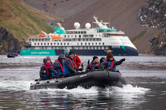 Voyages TravelBrands présente Aurora Expeditions comme nouveau partenaire de l’industrie de la croisière
