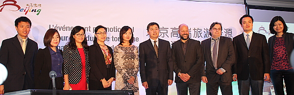 La délégation de dignitaires chinois et montréalais qui participaient à l'événement
