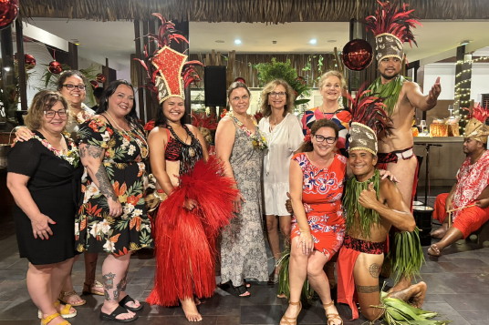 Évasion paradisiaque : Tours Chanteclerc explore la Polynésie française Évasion paradisiaque : Tours Chanteclerc explore la Polynésie française