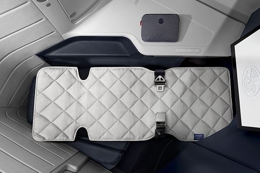 Air France introduit un nouveau surmatelas signé Sofitel MY BED en cabine Business long-courrier