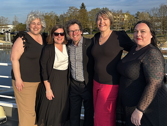 Isabelle Côté (Directrice Croisières et Circuits Europe), Cristelle Cormier (Directrice générale adjointe), Sylvain Ouellet (Délégué commercial), Marie-Ève Bédard (Directrice ventes & marketing) et Josée Rouleau (Déléguée commerciale)