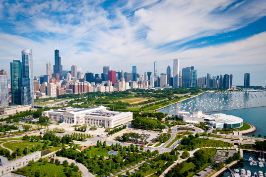 Choose Chicago célèbre le nombre de visiteurs et des retombées économiques record pour 2024