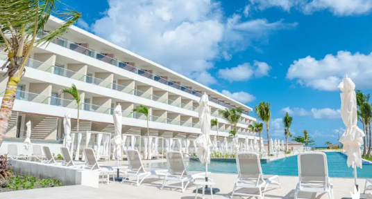 Vacances Sunwing élargit son offre de vacances au soleil avec deux propriétés en Jamaïque ainsi qu’un nouvel itinéraire hivernal entre Québec et Montego Bay