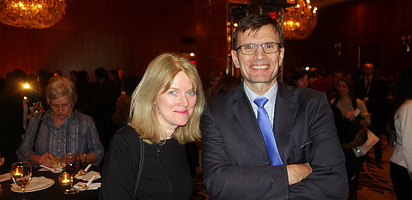 Diane Audet, chargée des communications et Jean-Noël Rault, vice-président et directeur général d'Air France KLM au Canada