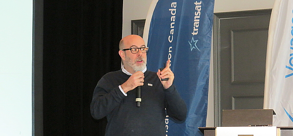 M. Paul Arsenault, titulaire de la Chaire de Tourisme Transat