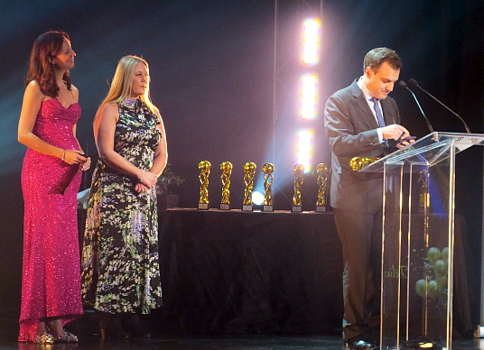 Gala UNI-VERS 2025 : quelques échos visuels.(suite) 