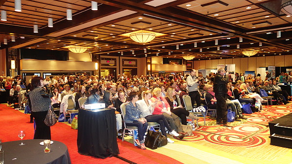 Il y avait foule hier soir pour renouer avec TravelBrands