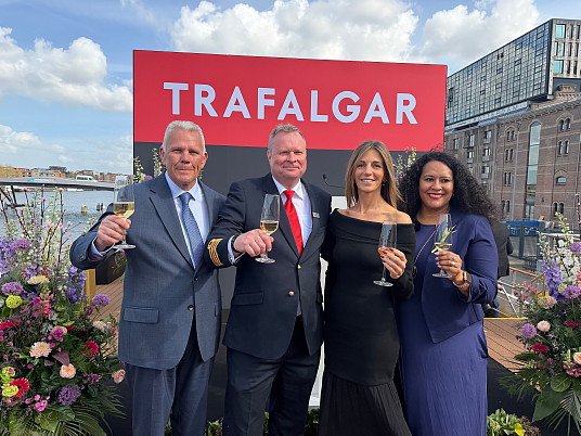 .Damien O'Connor; Captain Alexander van Der Graaf; Cassie Estrella-Roca, Melissa DaSilva