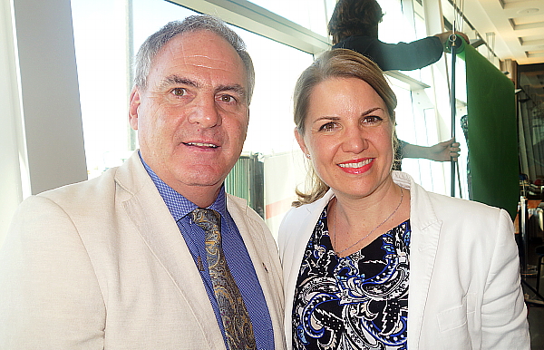 Guy Marchand de VAC et Annick Dupuis de Voyages en Direct. Guy Marchand de VAC et Annick Dupuis de Voyages en Direct.