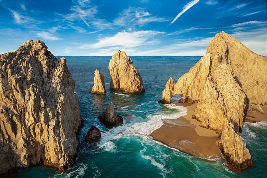 Los Cabos renforce sa connectivité aérienne avec le Canada pour l’hiver 2026-2027, consolidant sa position parmi les destinations les plus dynamiques et accessibles du Mexique
