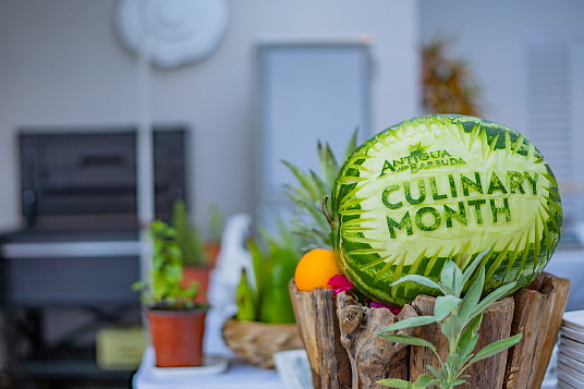 Le chef canadien Devan Rajkumar rejoint la finale du Mois culinaire d’Antigua-et-Barbuda
