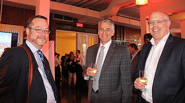 L'équipe d'Aéroports de Montréal L'équipe d'Aéroports de Montréal