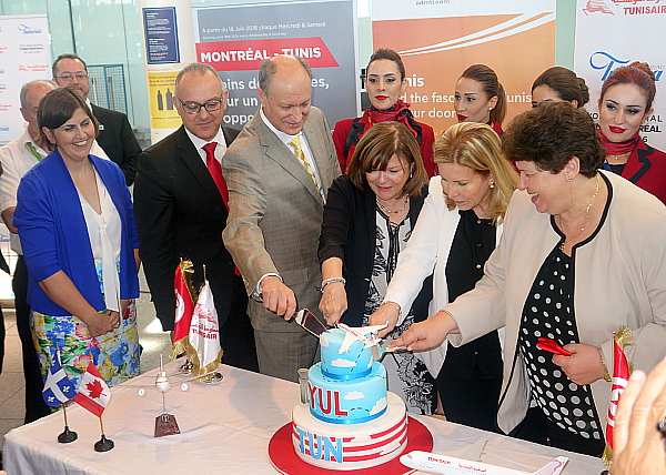 Moment historique: Tunisair arrive à Montréal !