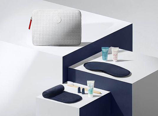 Air France présente une nouvelle collection de trousses de confort