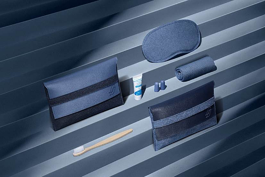 Air France présente une nouvelle collection de trousses de confort