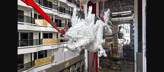 MSC Croisières dévoile le spectaculaire dragon de son nouveau navire amiral MSC WORLD ASIA
