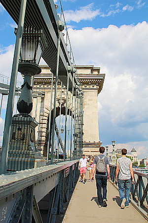 Le Pont des chaînes à Budapest